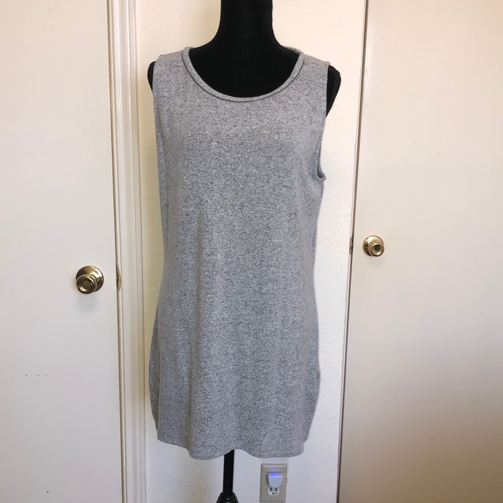 WHBM sleeveless shirt Size 14